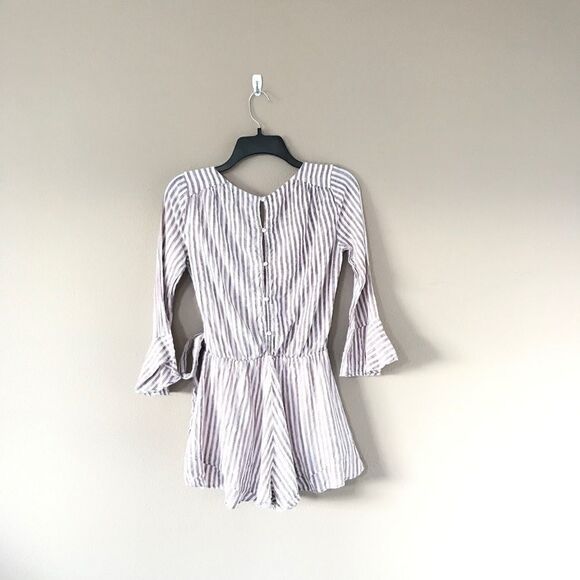 Flowy Striped Wrap Romper - Picture 6 of 6